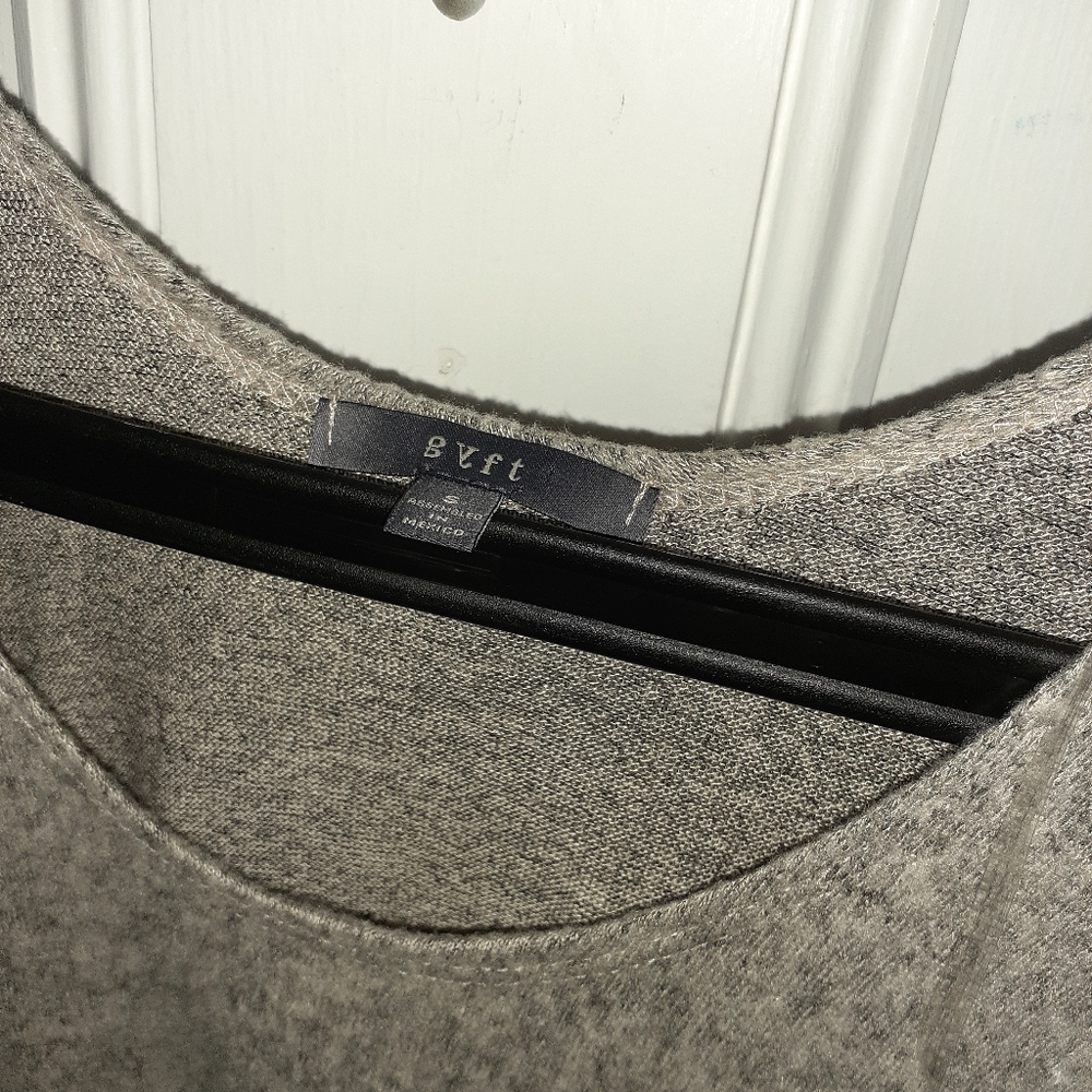 NWOT Grey/Beige oversized 3/4 sleeve slouchy sweat - Picture 2 of 5